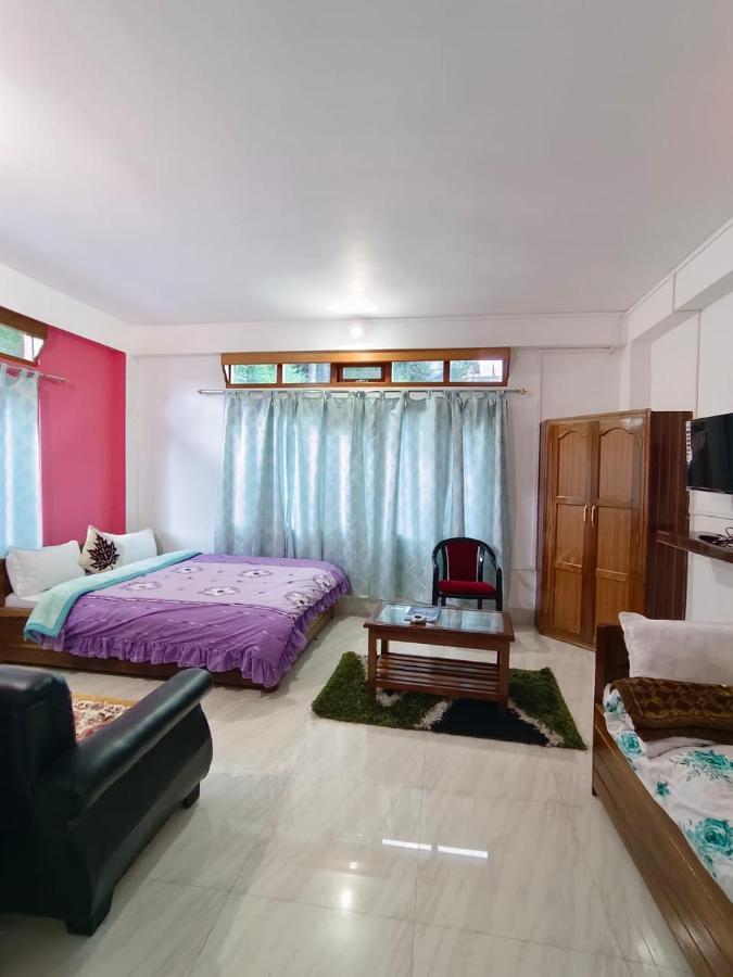 Hotel White Tara Tawang Exteriör bild